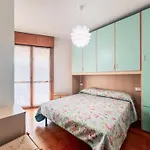 Modern With A Spacious Terrace *