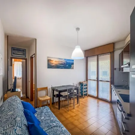Modern With A Spacious Terrace Διαμέρισμα Μπιμπιόνε