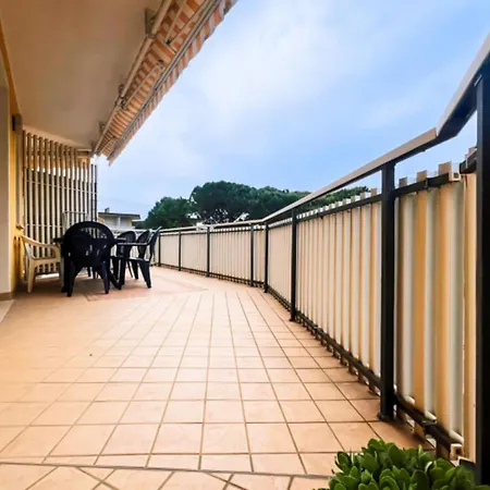 Apartment Modern With A Spacious Terrace Bibione