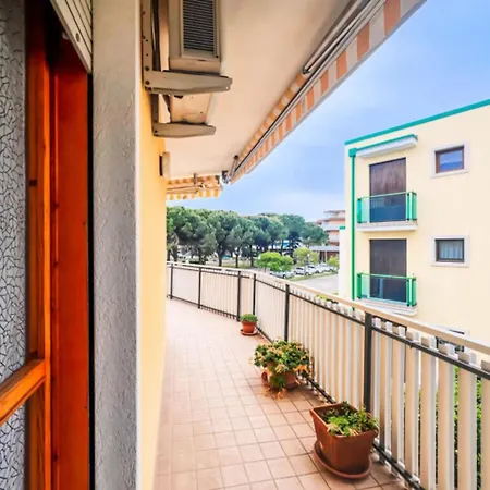 Modern With A Spacious Terrace Apartment *