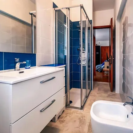 Modern With A Spacious Terrace Apartment *