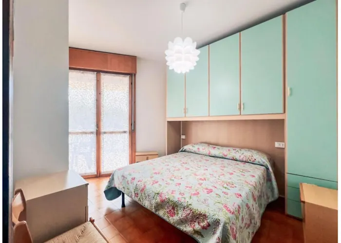 Modern With A Spacious Terrace *